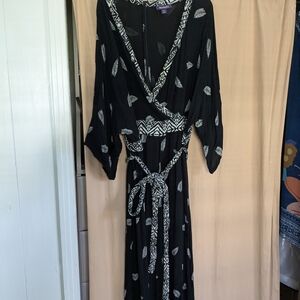 Roaman's Black and White Maxi Dress